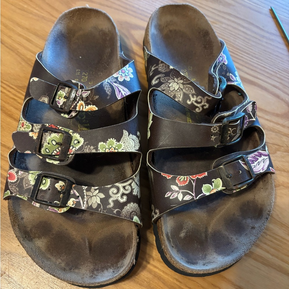 Birkenstock Women’s Florida size 11 sandals